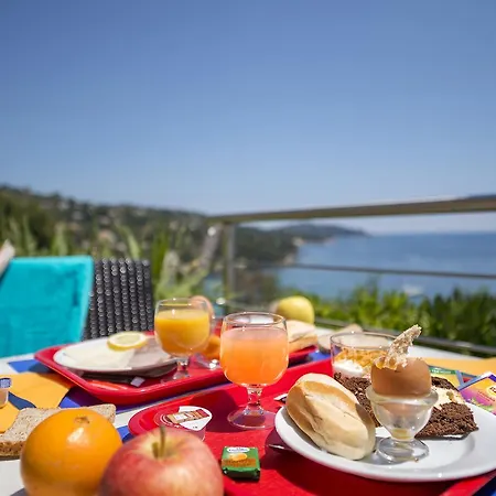 酒店 Hotel-club Du Domaine D'aiguebelle, Ussim 勒拉旺杜